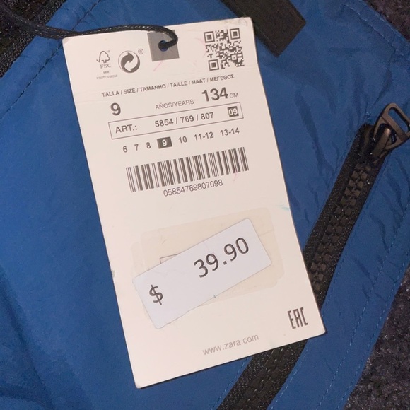 CONTRASTING FLEECE JACKET 9yrs old - Picture 3 of 3